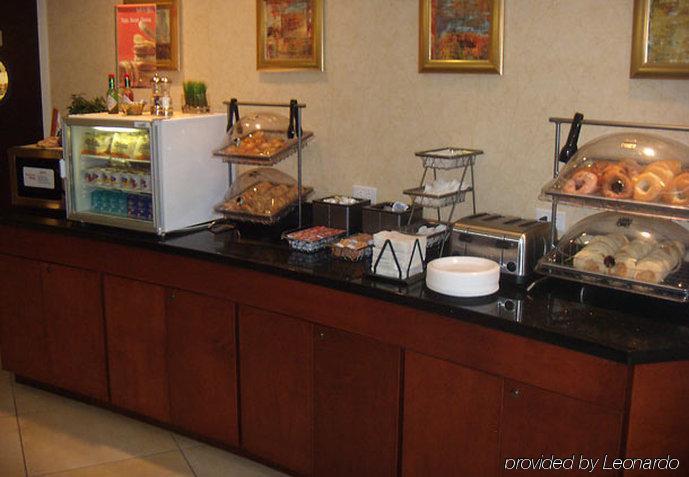 Fairfield Inn & Suites Boise Нампа Ресторант снимка